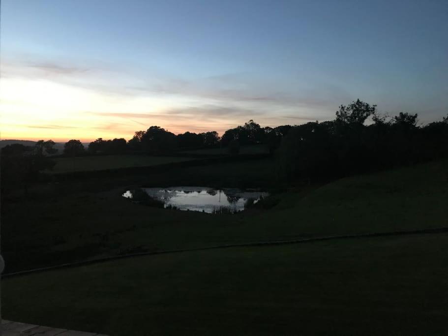 阿曼福德 Gilfach Gower Farm Luxury Yurt With Hot Tub酒店 外观 照片