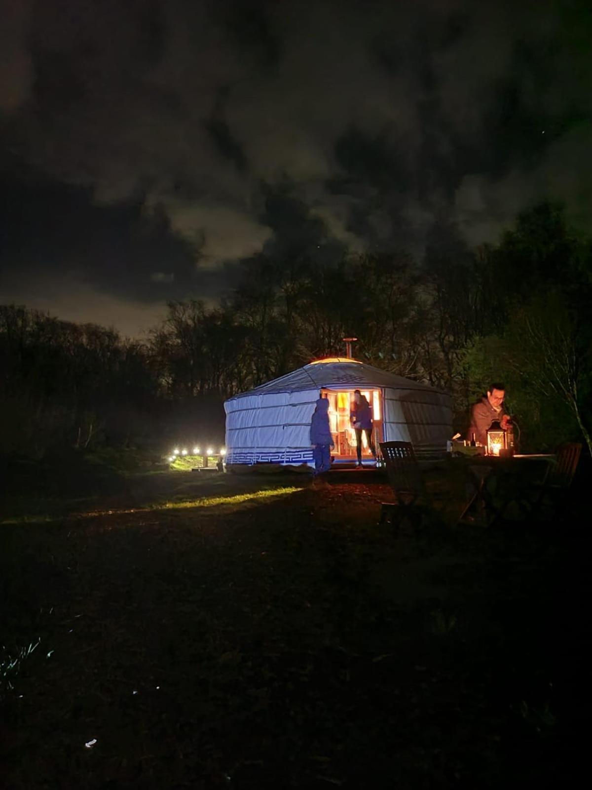阿曼福德 Gilfach Gower Farm Luxury Yurt With Hot Tub酒店 外观 照片